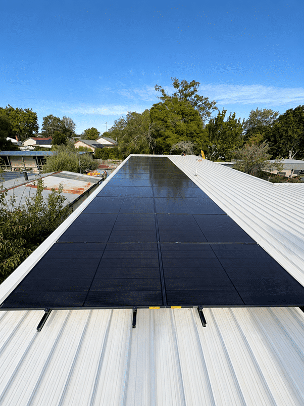 Jinko solar panels on the roof of a frankston home, installed by powerband electrical