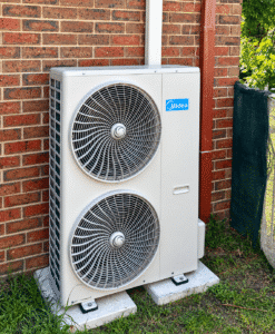 Ducted reverse cycle installed in narre warren south by powerband electrical